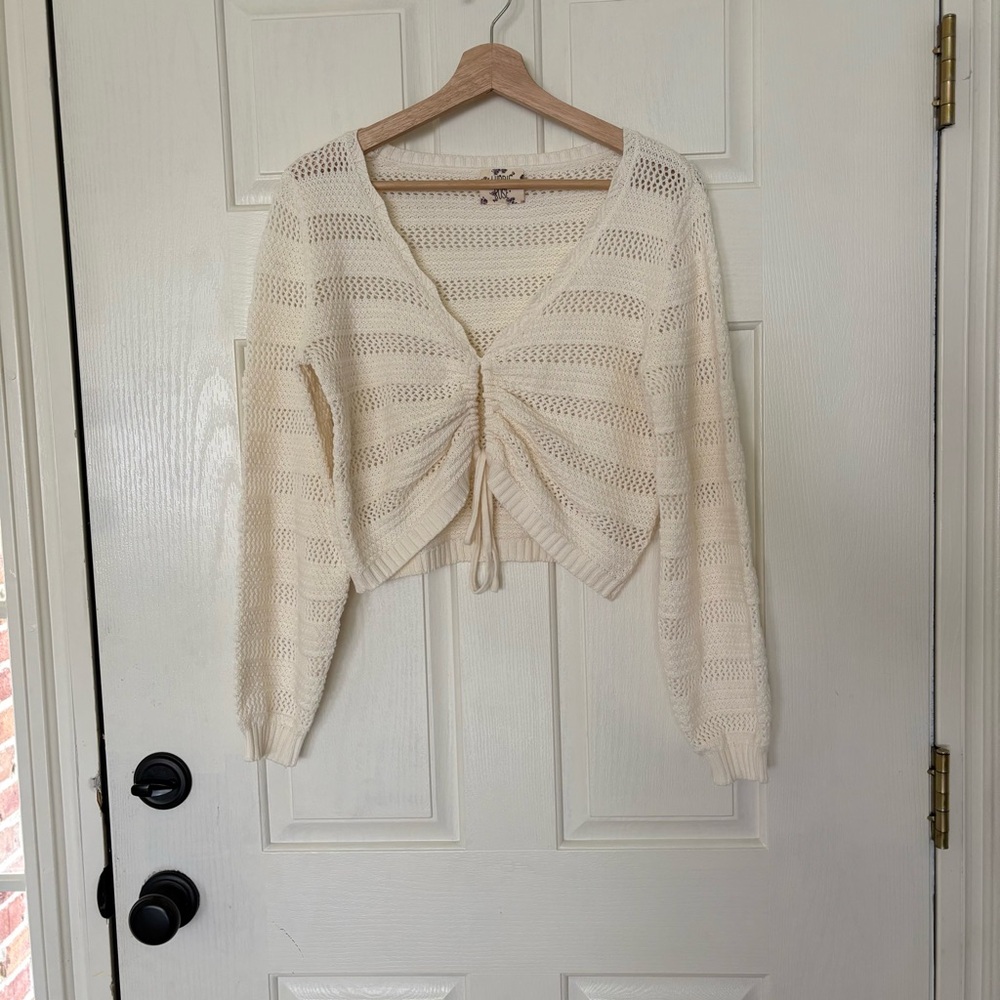 Hippie Rose Cream Knit Cropped Sweater Size L